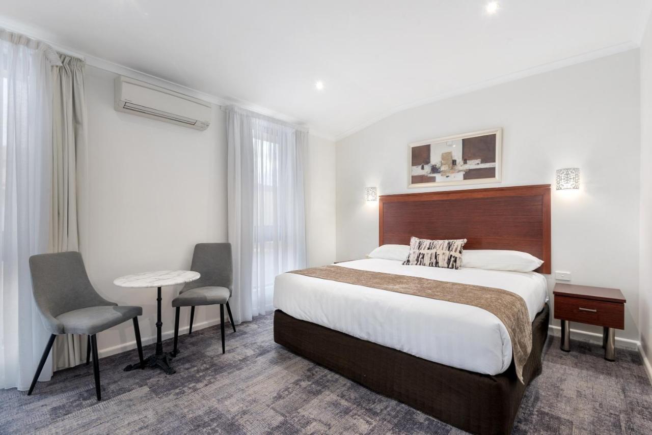 Comfort Inn Deakin Palms Милдура Екстериор снимка