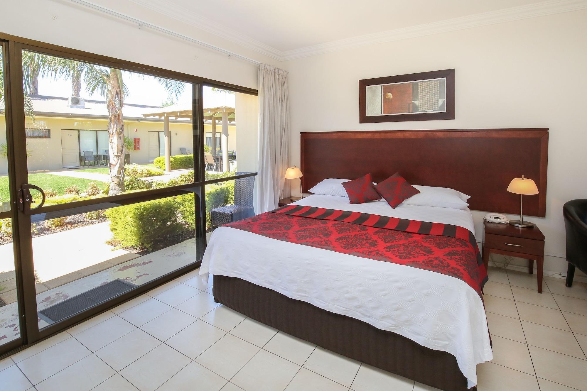 Comfort Inn Deakin Palms Милдура Екстериор снимка