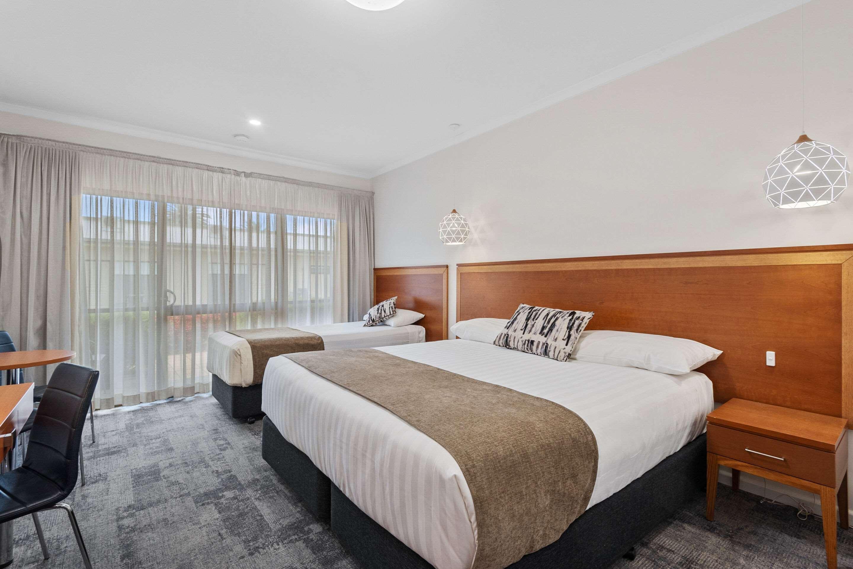 Comfort Inn Deakin Palms Милдура Екстериор снимка