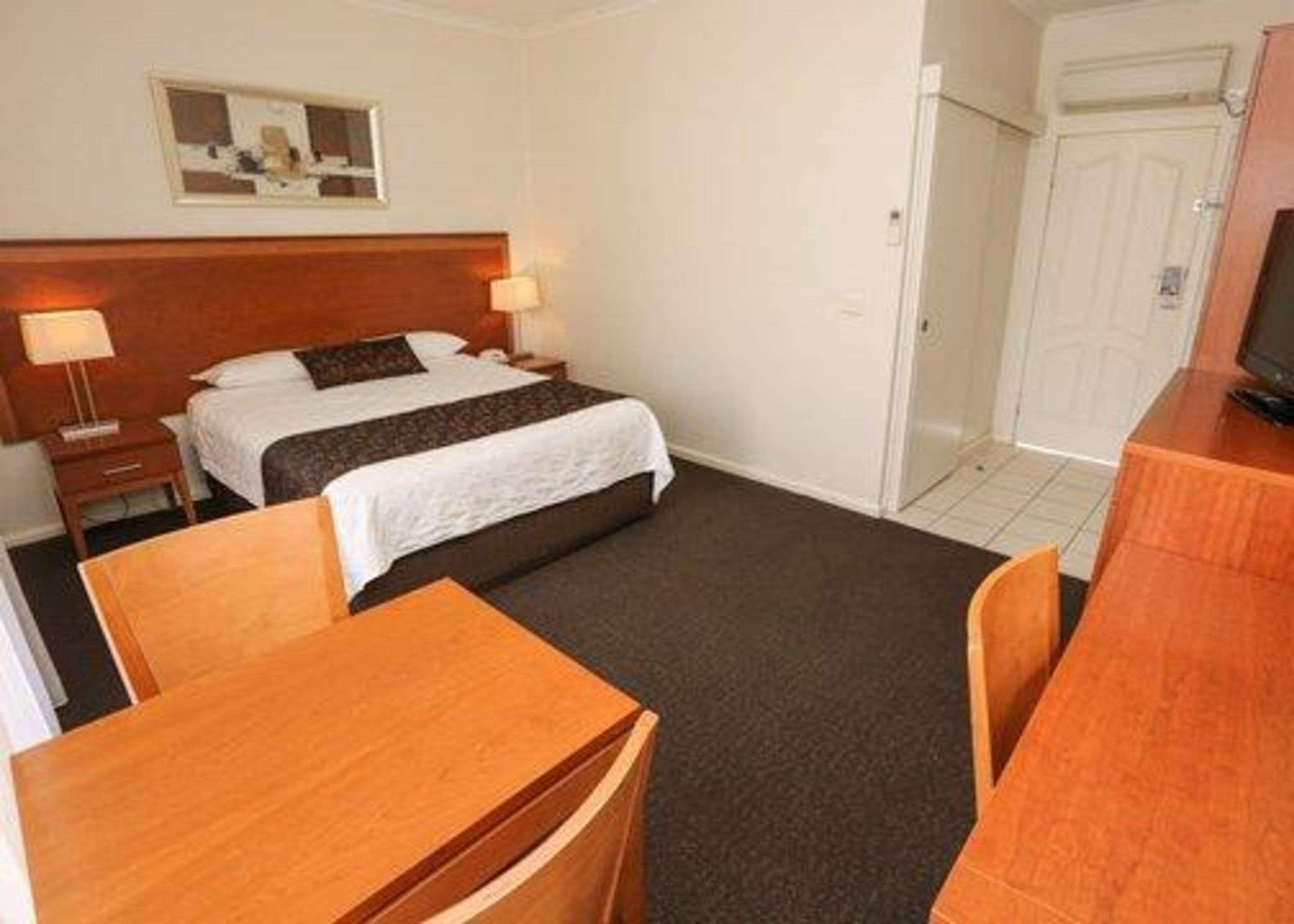 Comfort Inn Deakin Palms Милдура Екстериор снимка